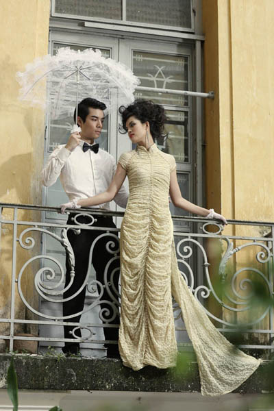 Isabell Du , Phillip L&ecirc;